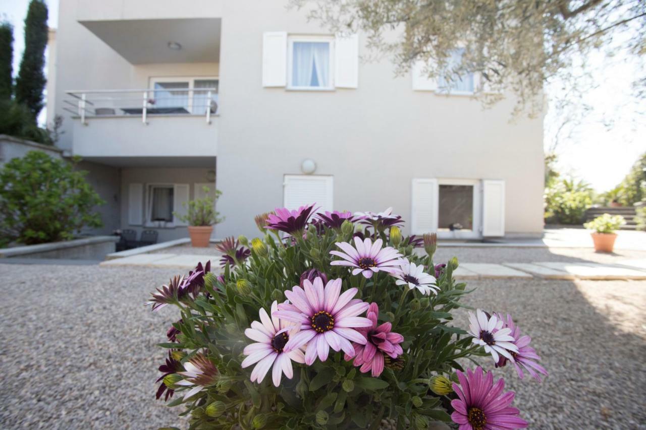 Apartment Mantinela
